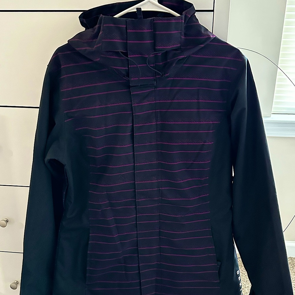 Women’s Oakley Ski Jacket - Medium